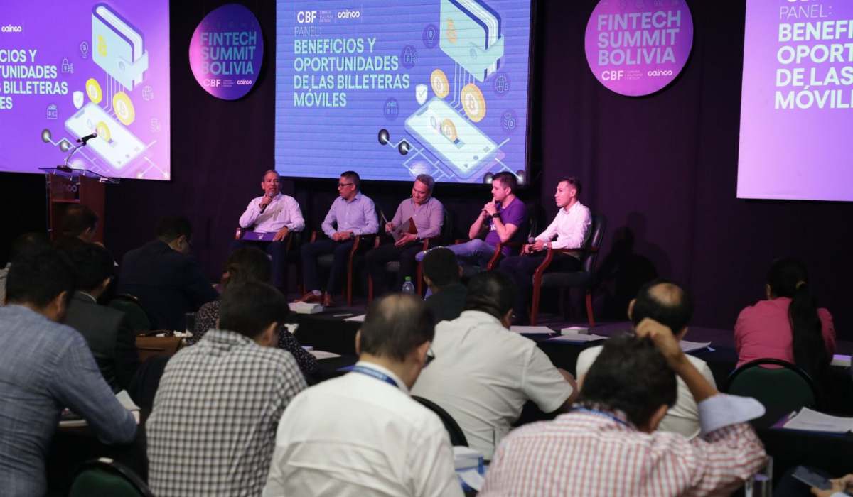 Bolivia impulsa la innovación financiera con el Fintech Summit 2025