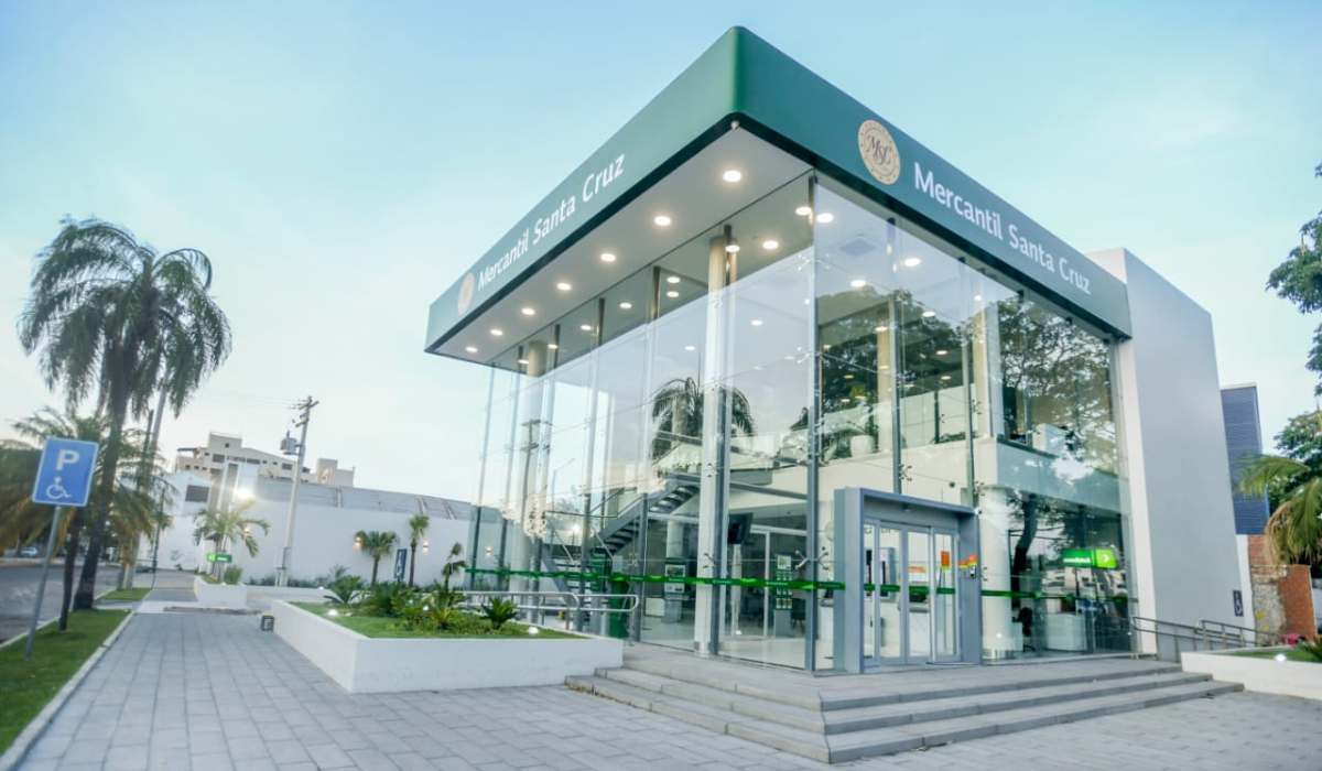 El BMSC reabre una de sus agencias emblemáticas en el corazón de Santa Cruz
