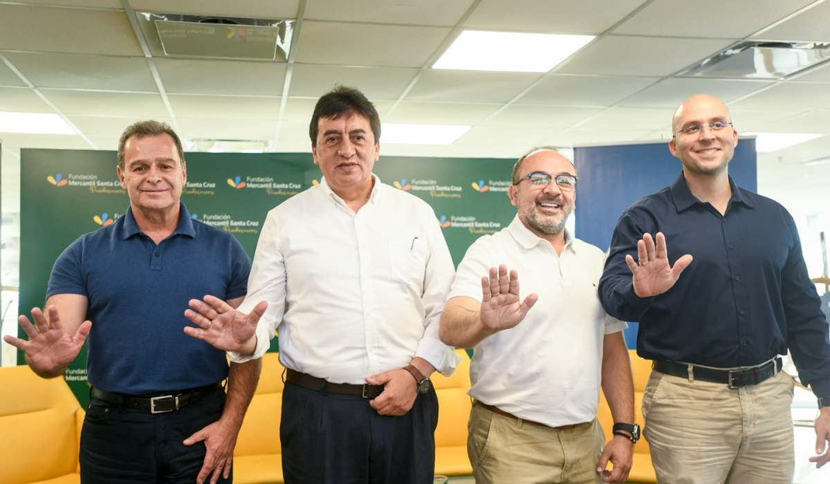 Ponen en marcha nueva campaña gratuita de cirugías de mano en Santa Cruz