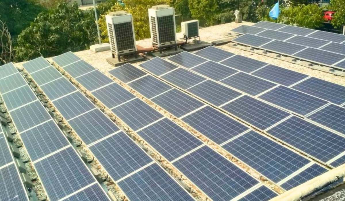 El avance de la transición a las energías renovables es muy lento