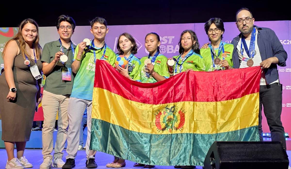 Bolivia gana el bronce en Olimpiada Mundial de Robótica FIRST Global Challenge Panamá 2025