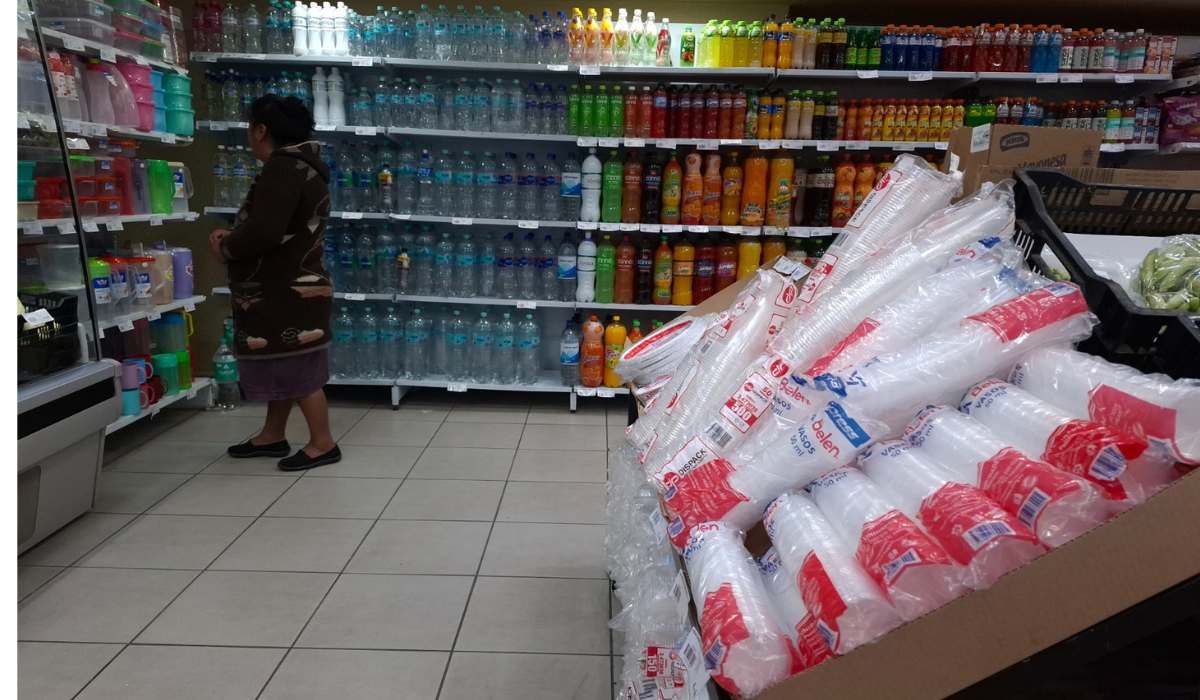 Reúsame y relléname: alternativas para reducir el abuso de plásticos desechables