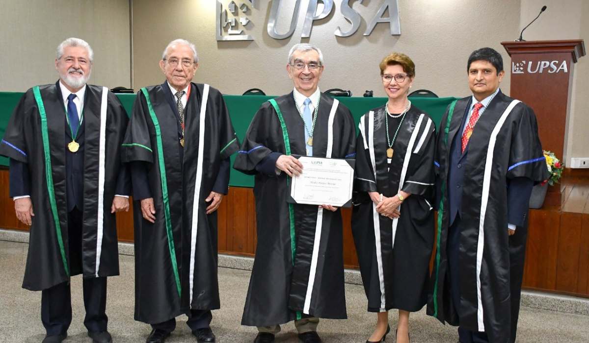 El historiador Alcides Parejas recibió el Premio de Ciencias 2025