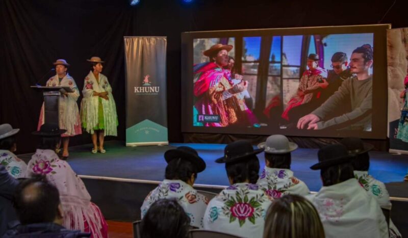 Cholitas Escaladoras lanzan Khunu, una propuesta turística que lleva su historia al mundo