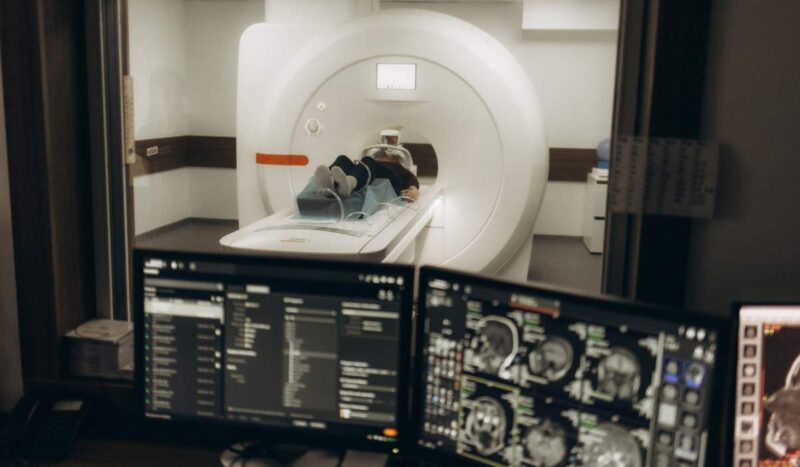 Medicina nuclear: Ciencia y carencia en Bolivia